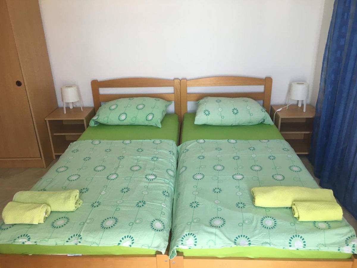 Apartmani Domenika Žuljana Kültér fotó